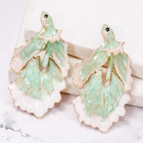 green fish earrings A481 - Picture 1 of 3